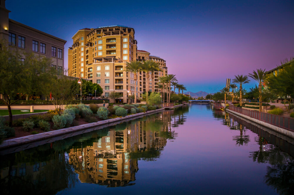 Canal In Downtown Scottsdale, Az,usa